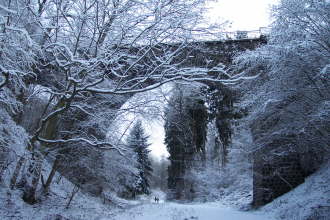 Winterliche Hohe Brücke