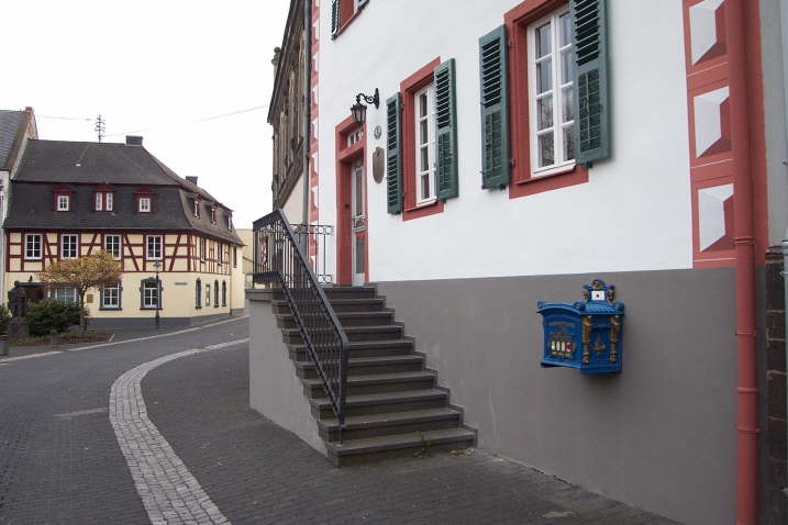 Frhmessnerhaus (Frhjahr 2004)