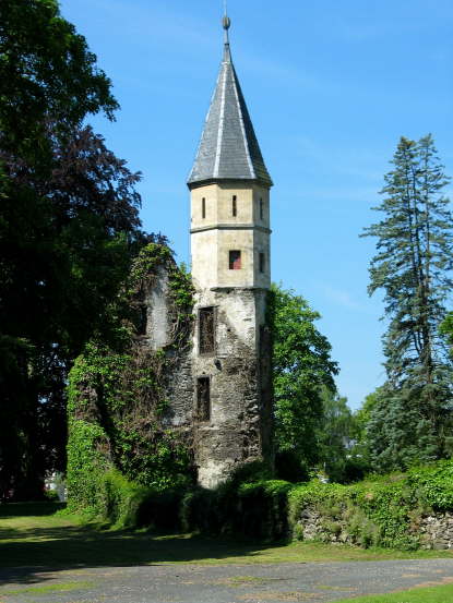 09 - Alter Schlossturm (Frhjahr 2004)