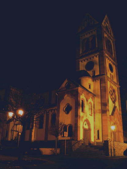 Pfarrkirche bei Nacht (Sommer 2004)