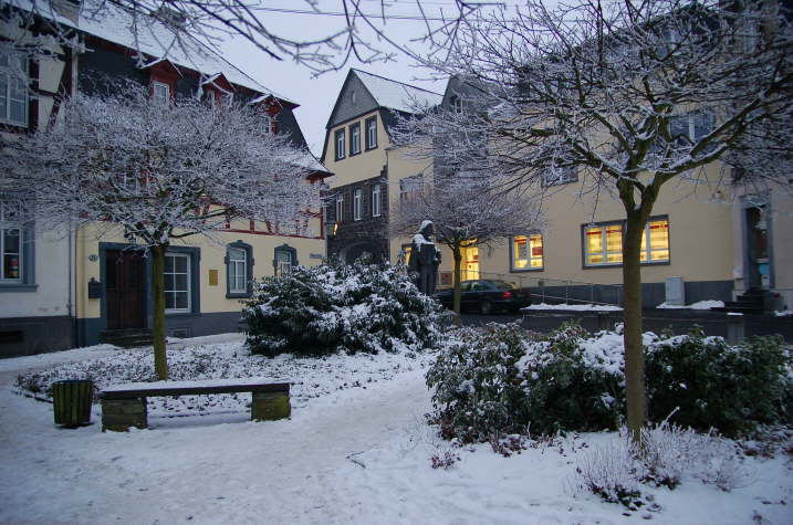 Ehemalige Bckerei Riegel und Sparkasse (Winter 2005 2006)